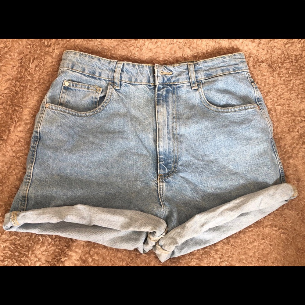 “Vintage” high waisted mom jean shorts